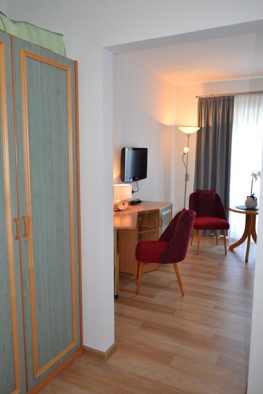 Hotel & Restaurant Zur Linde Freital Exterior photo