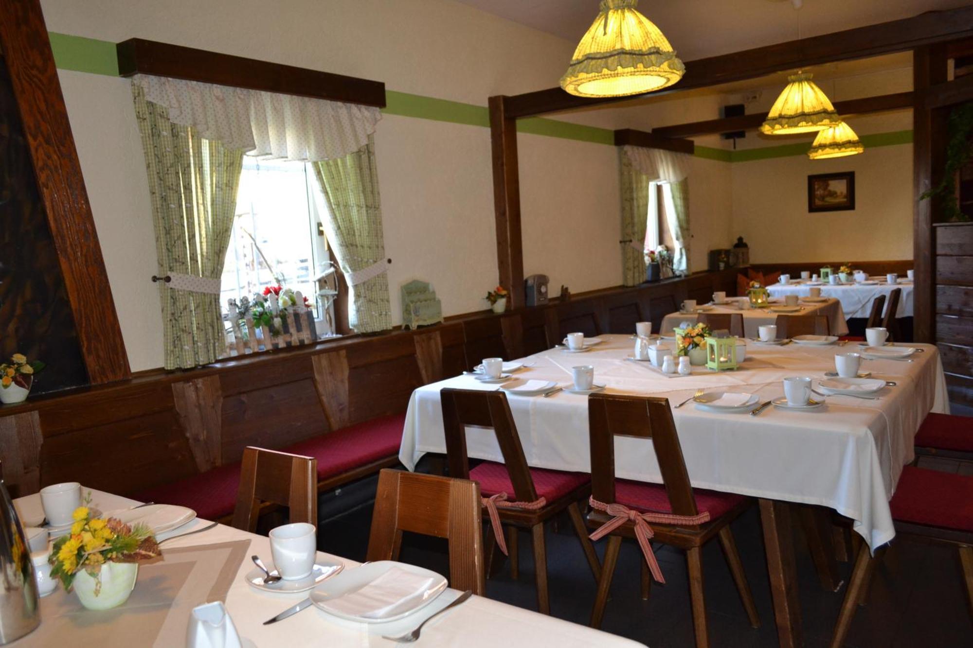 Hotel & Restaurant Zur Linde Freital Exterior photo